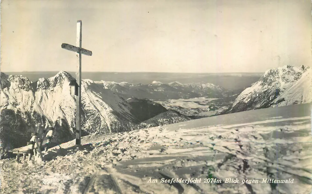 Am Seefelderjöchl 2074m — Vista em direção a Mittenwald — editor desconhecido, n° 0692 - Frente