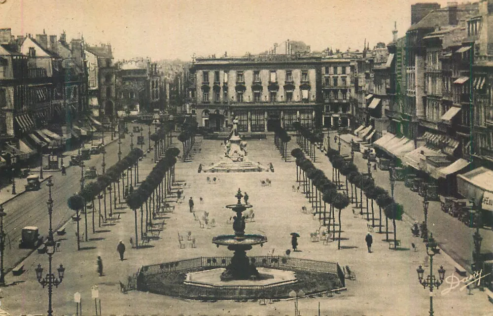 Place de la République — vista generale — Dany - Recto