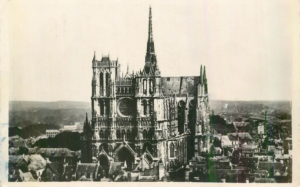 Catedral de Nossa Senhora de Rouen — vista panorâmica — editor não identificável - Frente