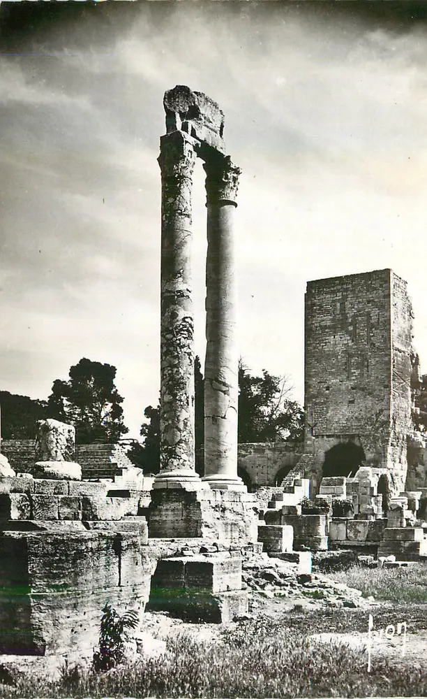 Ruines de Rome — Colonne et ruines antiques — éditeur 'Lyon' n°101 - Recto