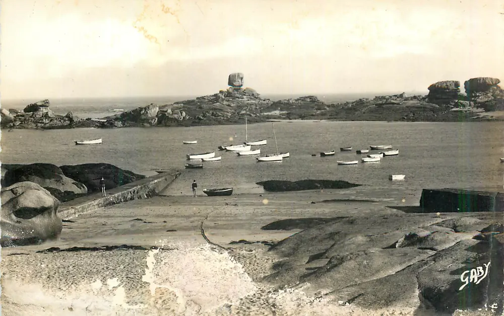 Porto da pesca su rocce — vista della baia — Gaby - Recto