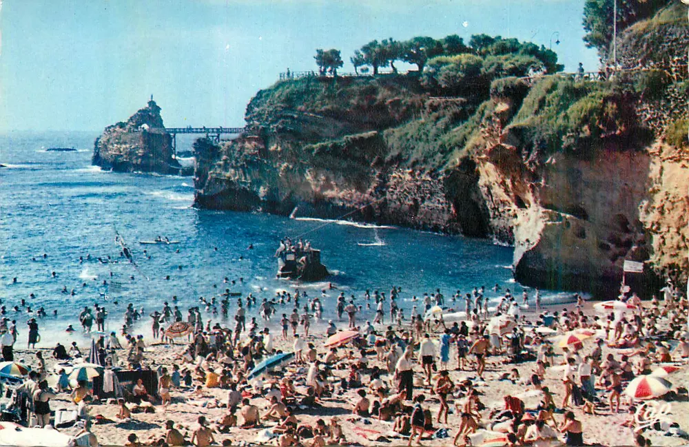 Plage de la Cala de la Font — plage animée — éditeur non visible - Recto