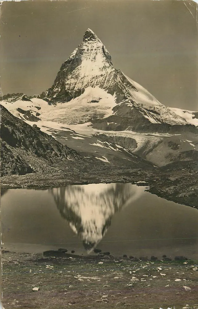 O Matterhorn — reflexo em um lago — editor desconhecido, número de série ilegível - Frente