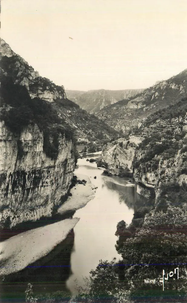 Gorges do Ródano — vista panorâmica — editor Léon, n° 107 - Frente