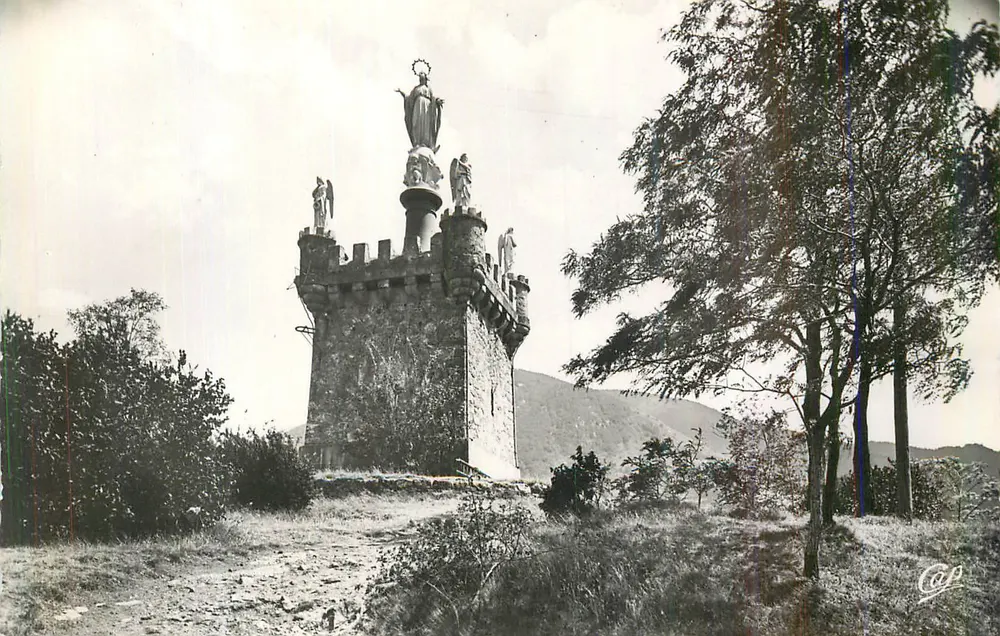 Tour de la Vierge — Statue der gekrönten Jungfrau Maria auf einer Steinturm — Verlag Cap - Vorderseite