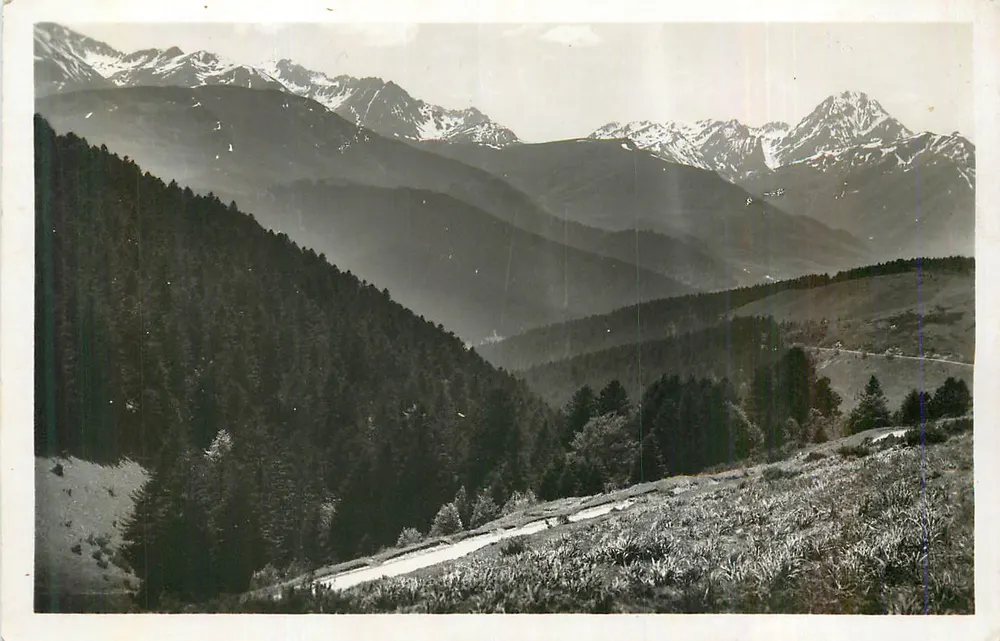 Schneebedeckte Berge — Panoramablick — unbekannter Verleger - Vorderseite