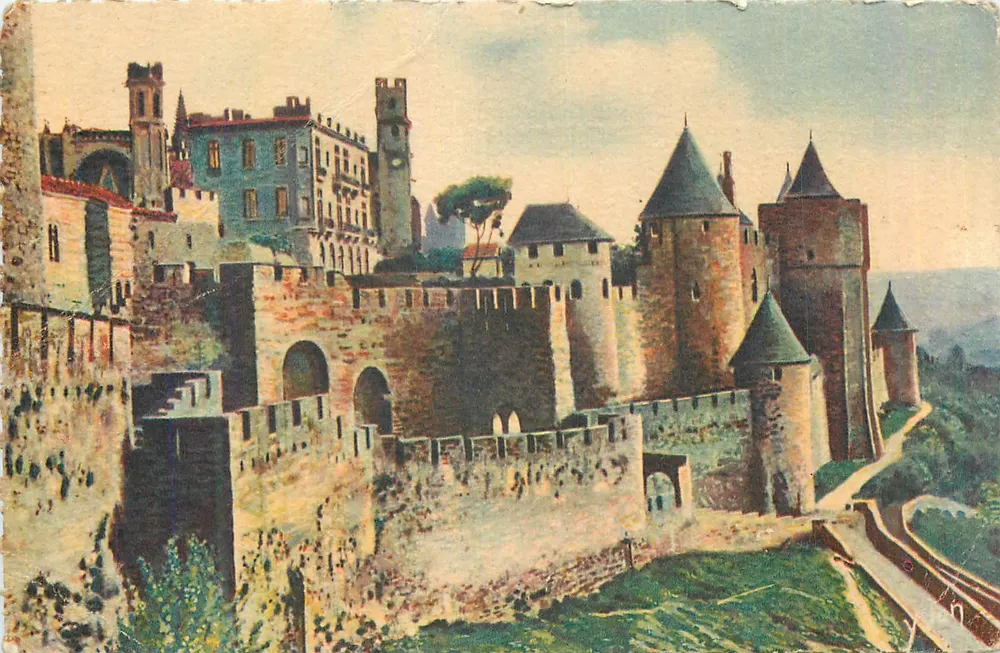 La Cité de Carcassonne — vue panoramique des remparts et tours — éditeur imprimeur non visible - Recto