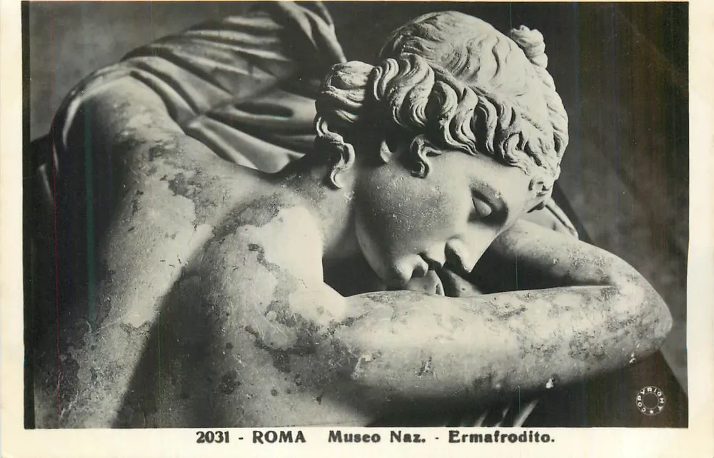 Ermafrodito — estátua no Museu Nacional — edição Coparion, n° 2031 - Frente