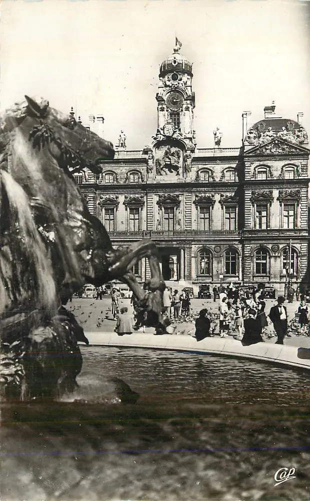 Platz der Bourse — Brunnen der Pferde — Cap - Vorderseite