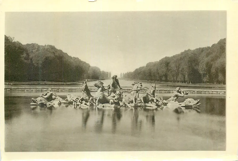 Fontaine de la Barque in Versailles — Panoramablick — unbekannter Verleger - Vorderseite