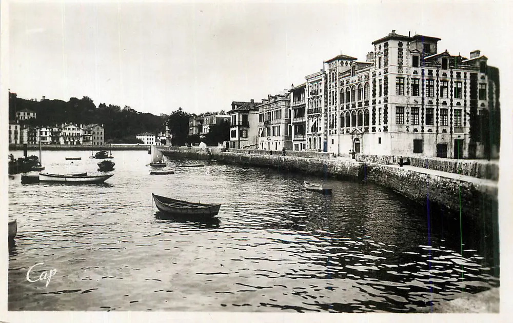Capbreton — Ansicht des Hafens mit Booten und Gebäuden — Cap - Vorderseite