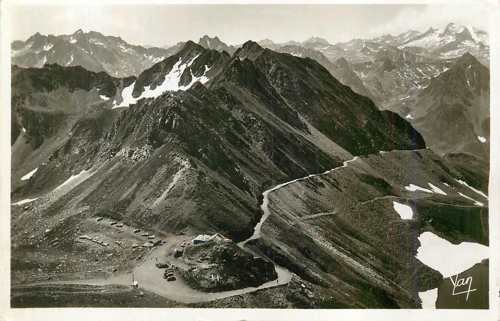 Panoramablick auf den Mont-Blanc-Pass — Verlag Yan, Seriennummer nicht lesbar - Vorderseite
