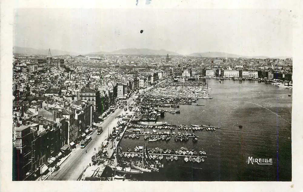Vue aérienne du port de Marseille — Mireille - Recto