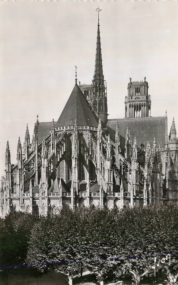 Cathédrale Notre-Dame de Rouen — vue générale — éditeur Lyon - Recto