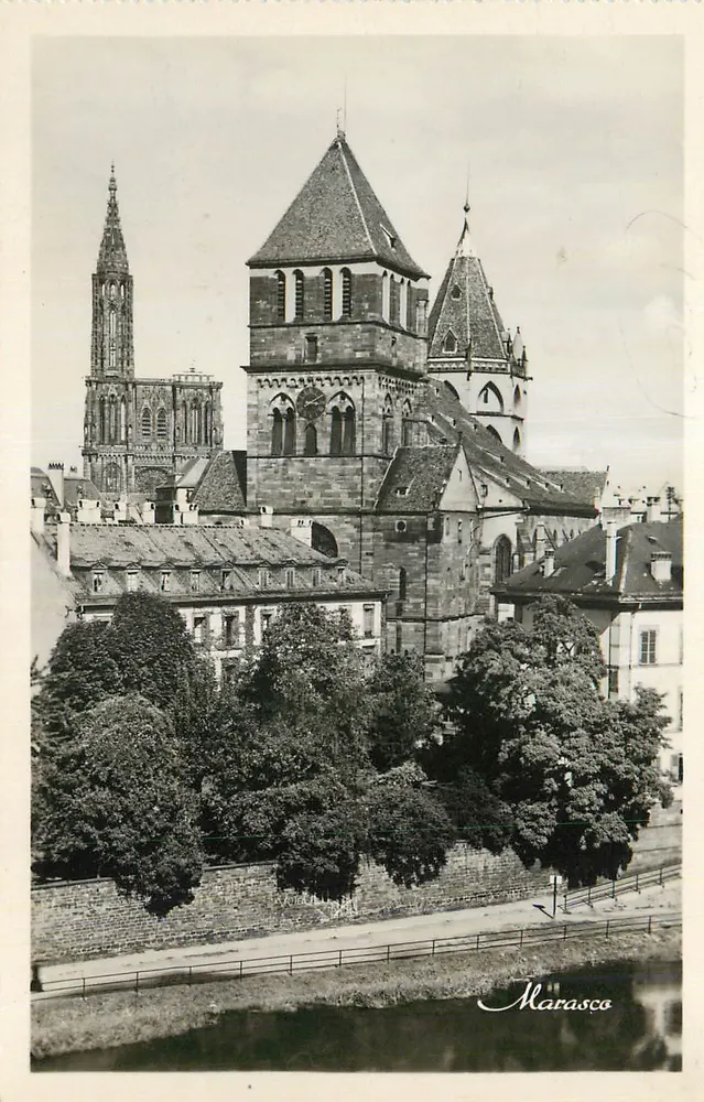 Strasbourg — Catedral de Nossa Senhora e Igreja de São Pedro — editor Marasco - Frente