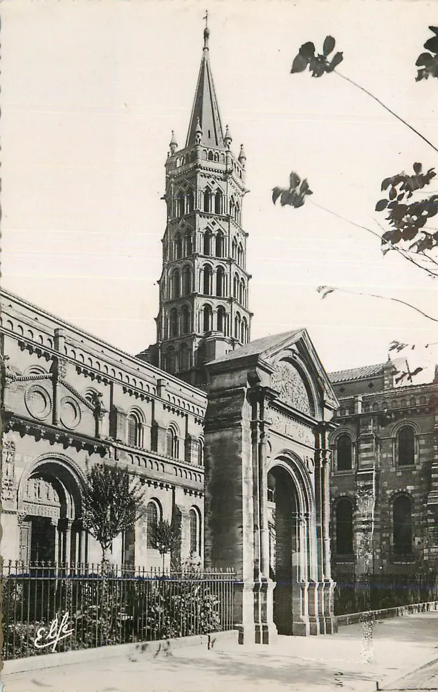 Kirche Saint-Pierre in Toulouse — Ansicht der Fassade und Turm — Verlag E. Bére - Vorderseite