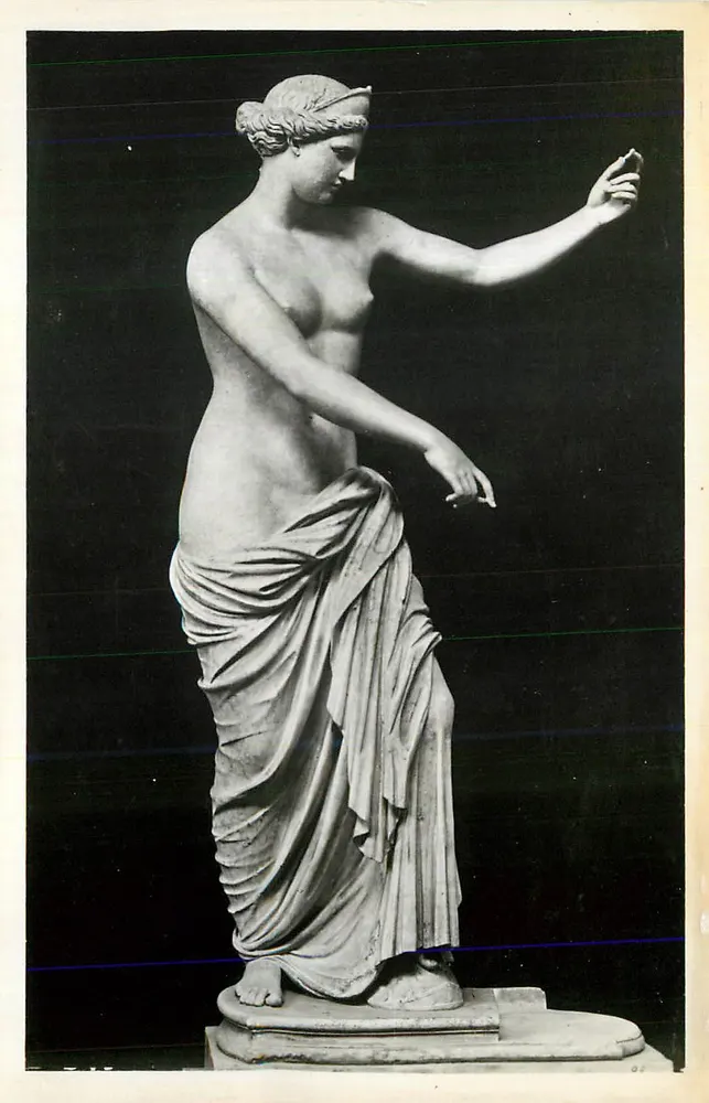 Estátua de Vênus — detalhe — editor e número de série ilegíveis - Frente