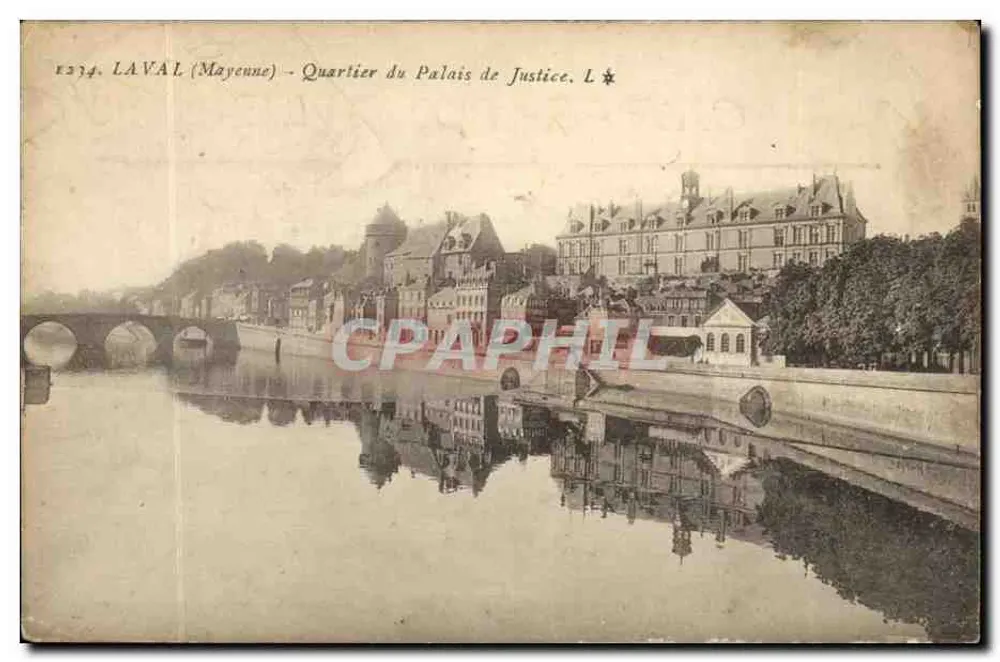 Laval (Mayenne) - Bairro do Palácio de Justiça - L. 1374 - Frente