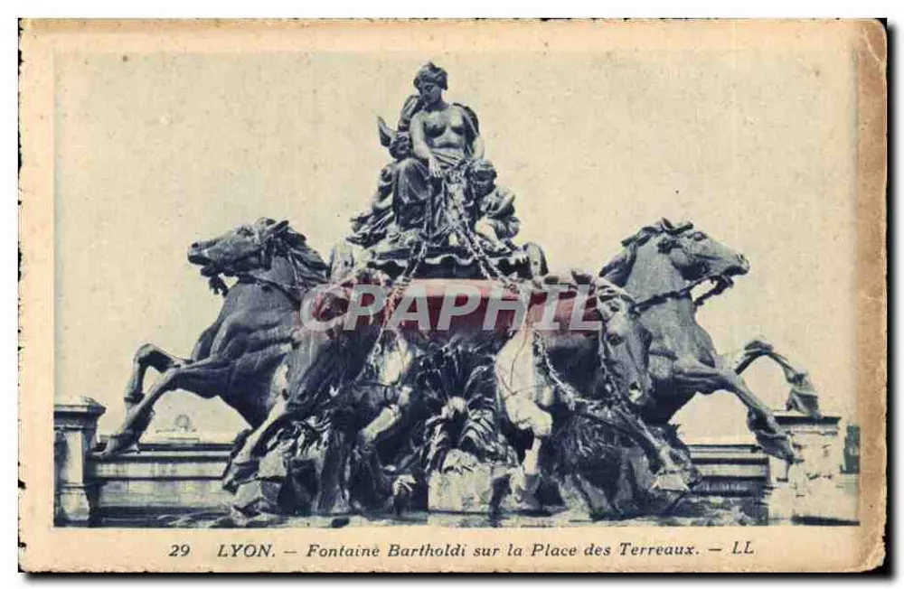 LYON — Fontäne Bartholdi auf der Place des Terreaux — LL - Vorderseite