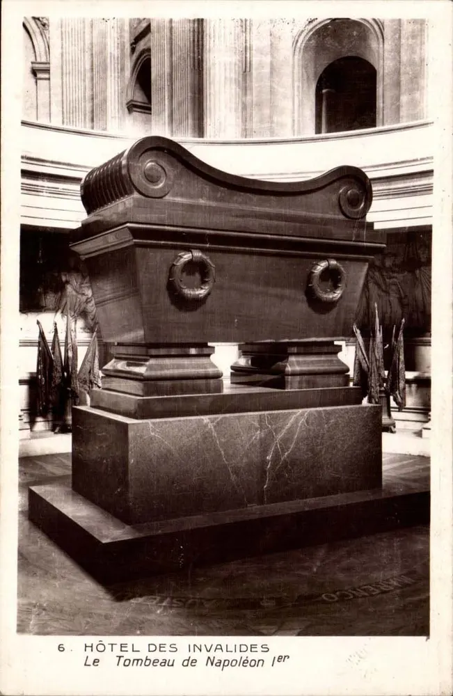 Hôtel des Invalides — Tombeau de Napoléon Ier — Édition Hôtel des Invalides - Recto