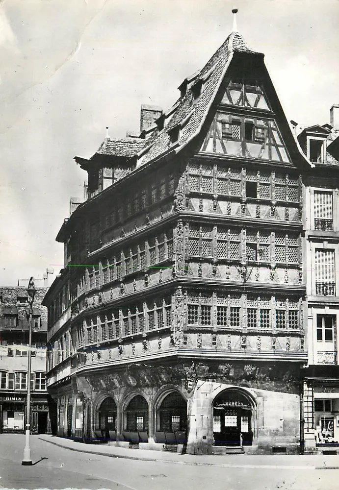 Hotel de cidade de Estrasburgo — fachada Renascentista — editor Himly, n° 333 - Frente