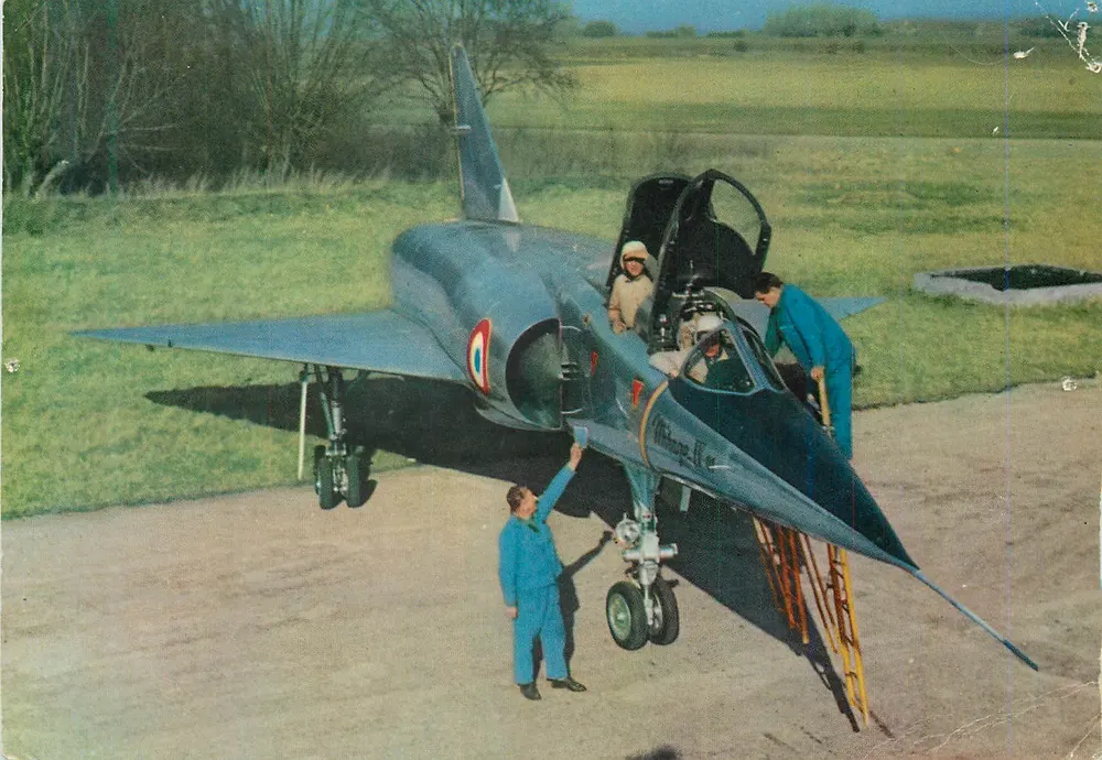 Mirage II - französisches Jagdflugzeug — Verlag nicht sichtbar - Vorderseite