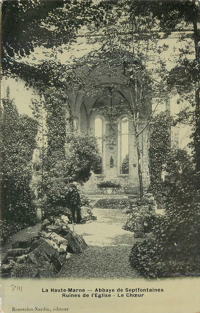La Haute-Marne — Abtei Septfontaines — Ruinen der Kirche — Der Chor - Vorderseite