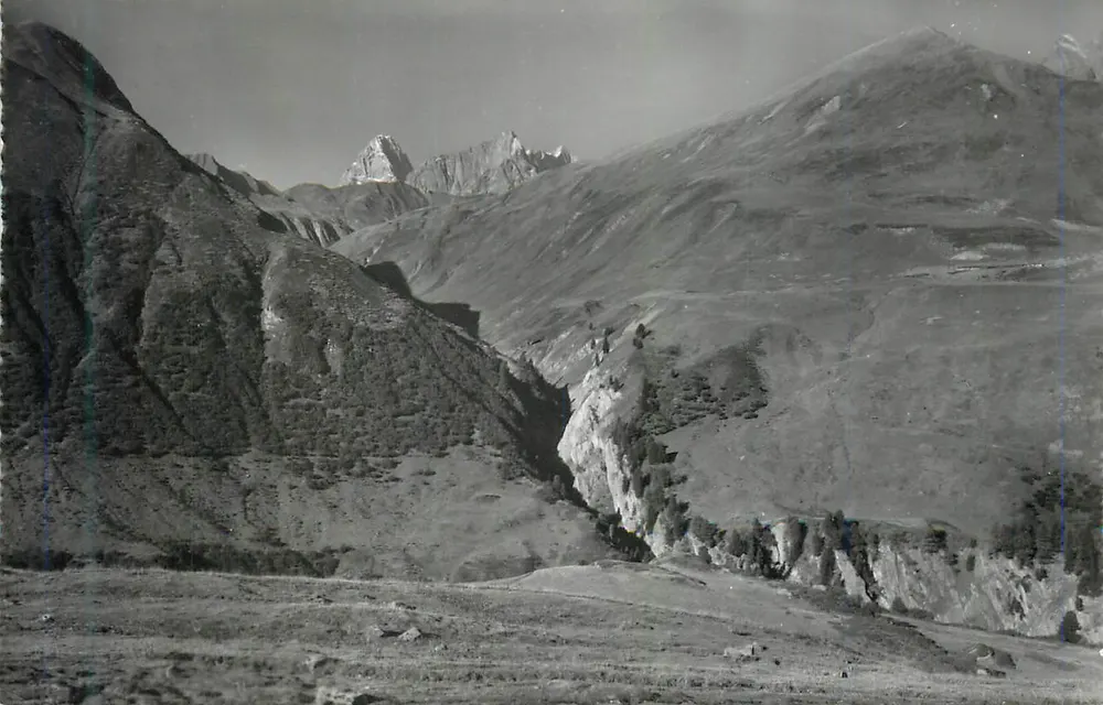 Alpine Berge — Panoramablick — unbekannter Verleger, Seriennummer nicht lesbar - Vorderseite