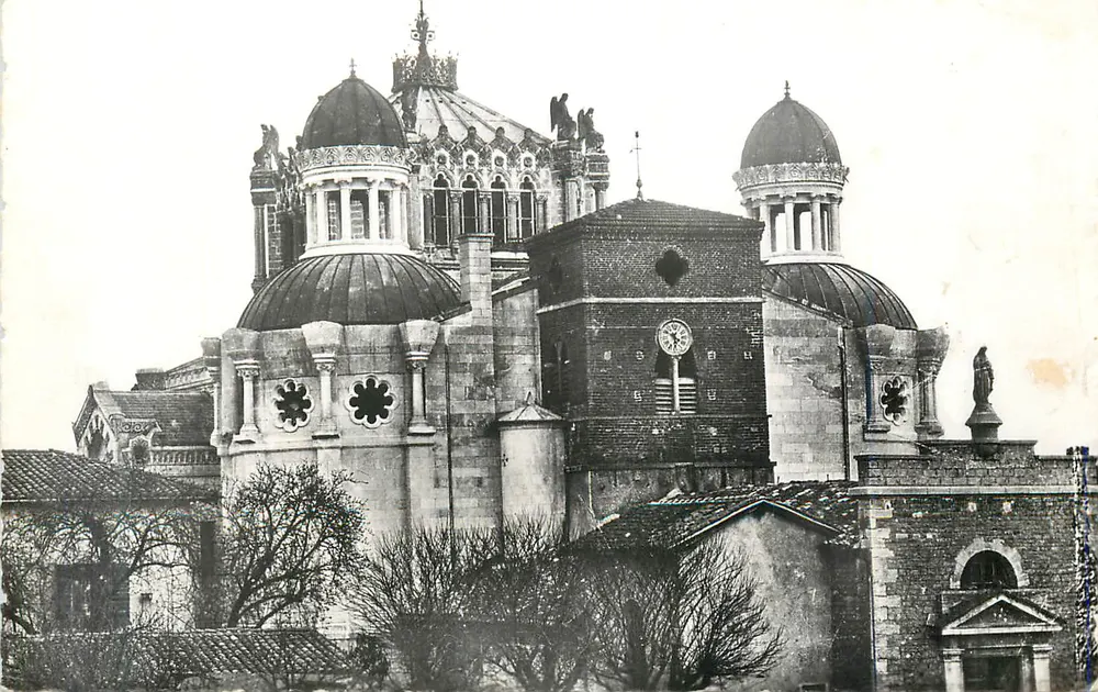 Catedral de Nossa Senhora de Metz — vista geral — editor não identificável - Frente