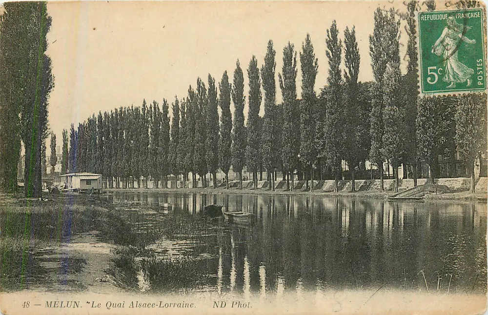 Mélun — O Cais Alsace-Lorraine — ND Phot. - Frente