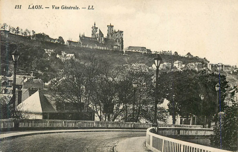 L'AON — Vista Geral — LL - Frente