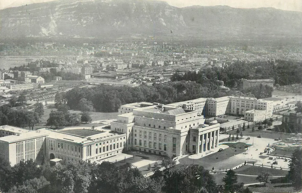 Vista aérea da Universidade de Grenoble — editor desconhecido, número de série não visível - Frente