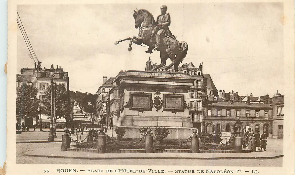 Rouen — Platz des Rathauses — Statue Napoleons I. — LL - Vorderseite