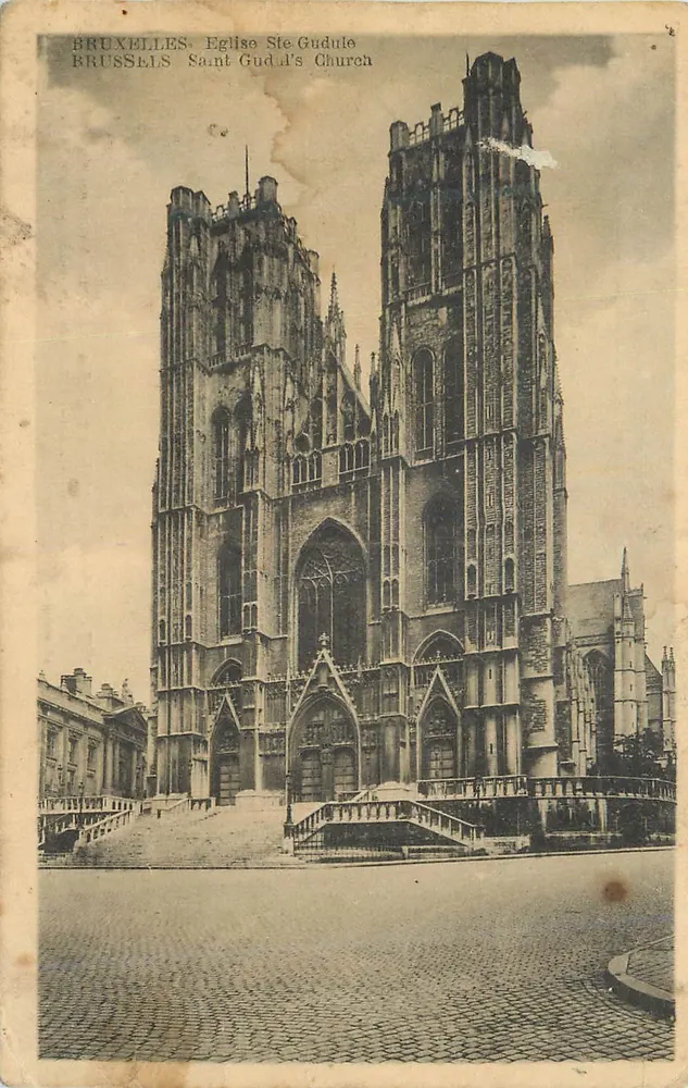 Brussel. Sint-Gudula-kerk — uitzicht op de gevel en de toren — uitgever niet geïdentificeerd - Voorkant