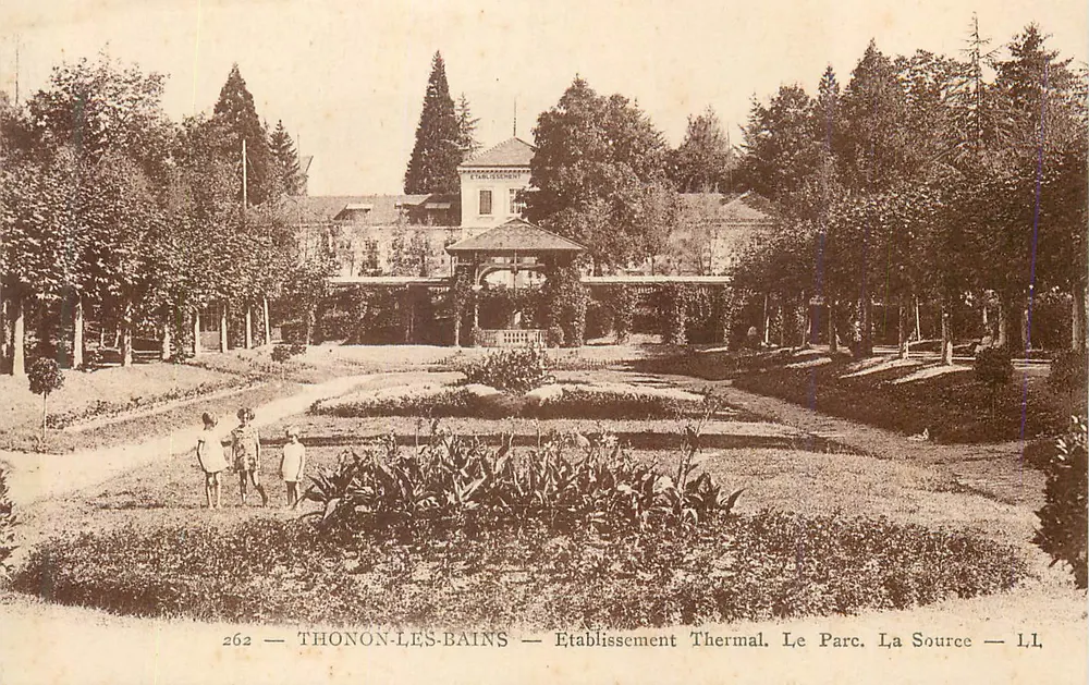 Thonon-les-Bains — Thermal Establishment. The Park. The Source — I.L. - Front