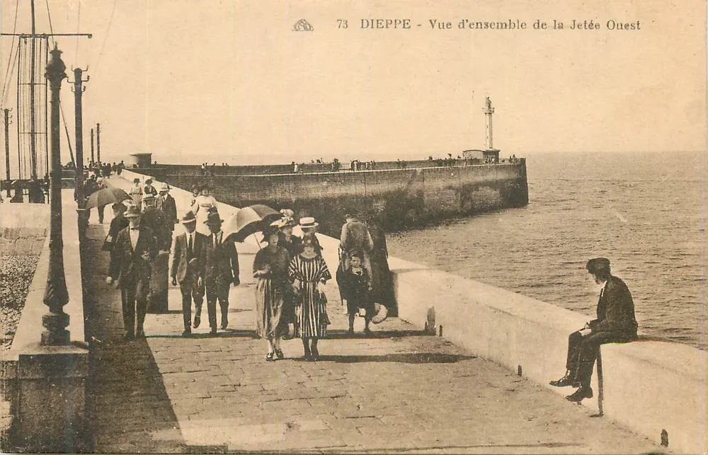 Dieppe — Vista generale della Jetée Ovest — editore non identificato, n° 73 - Recto