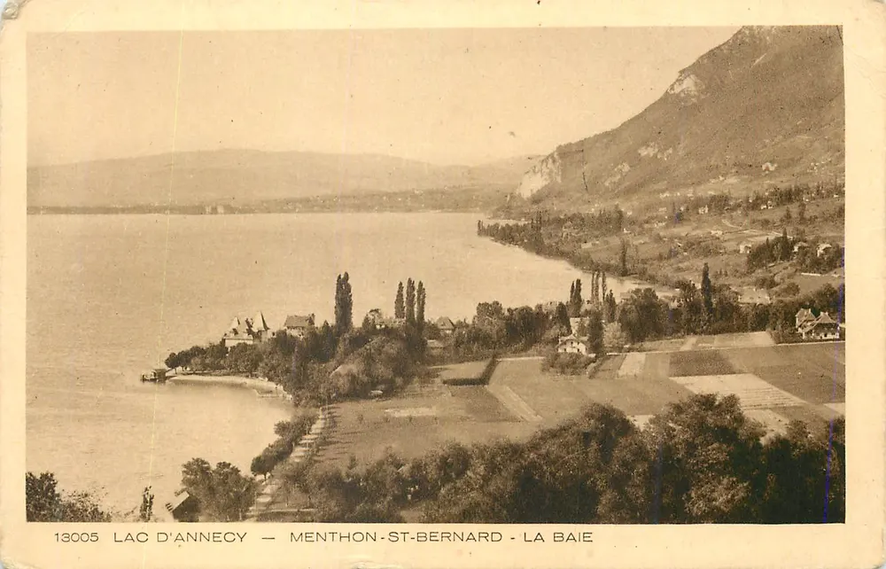 Lac d'Annecy — Menton-St-Bernard — La Baie — éditeur imprimeur non visible - Recto