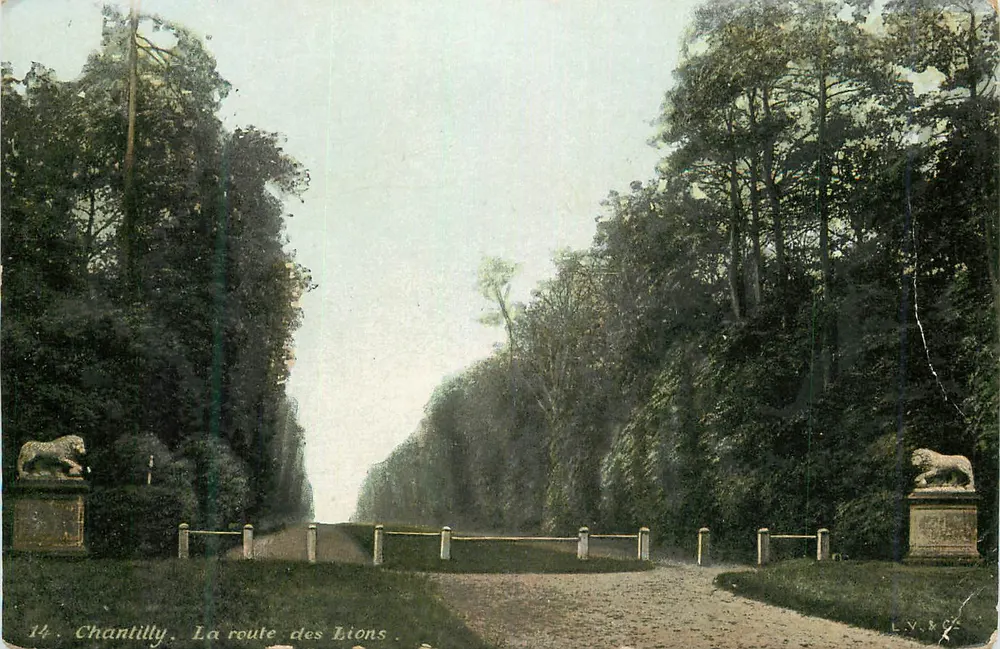 Chantilly — A estrada dos Leões — L.V. ROC - Frente