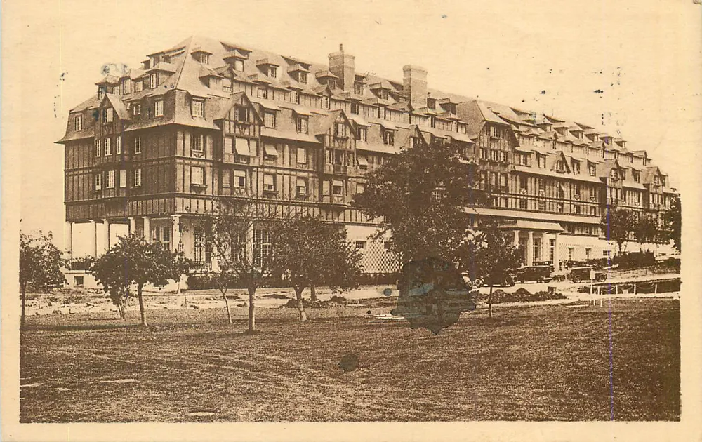 Hotel de la Plage — Verlag nicht identifiziert — Seriennummer nicht sichtbar - Vorderseite