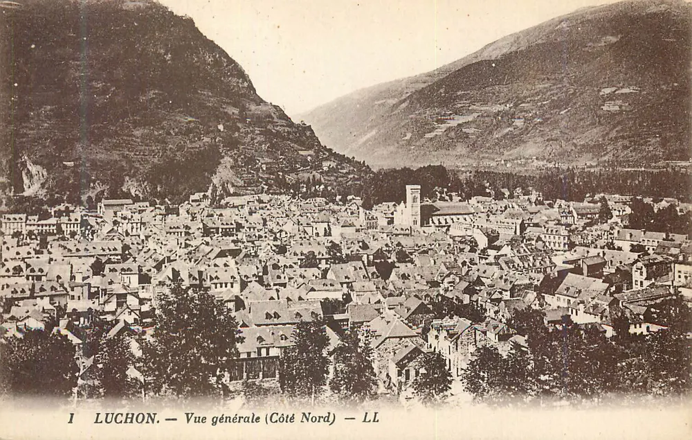 Luchon — Vista geral (Lado Norte) — LL - Frente