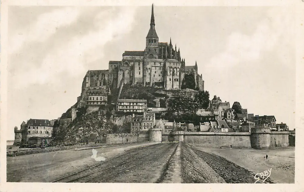 Mont Saint-Michel — vue panoramique — Gaby - Recto