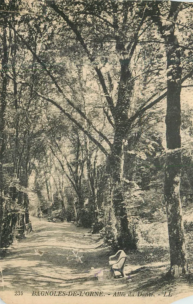 Bagnolles-de-l'Orne — Allée du Dante — LL - Recto