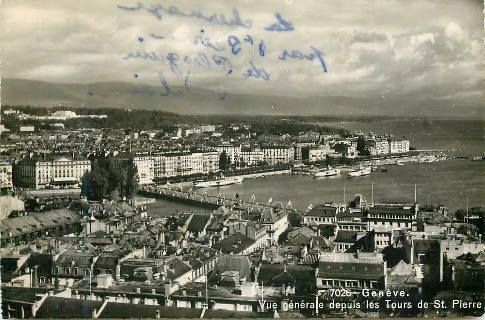 Vue générale de Genève depuis les Tours de St. Pierre — 7026 — éditeur non identifié - Recto