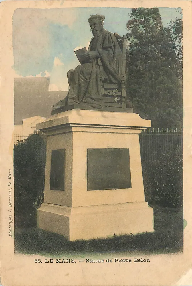 LE MANS. — Estátua de Pierre Belon — Fototipia J. Bouveret, Le Mans, n°68 - Frente