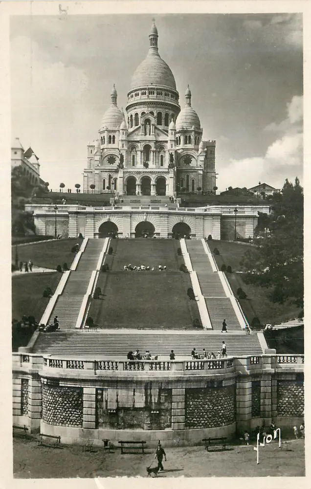 Sacre-Cœur von Montmartre — Panoramablick — Verlag JON, Seriennummer nicht lesbar - Vorderseite