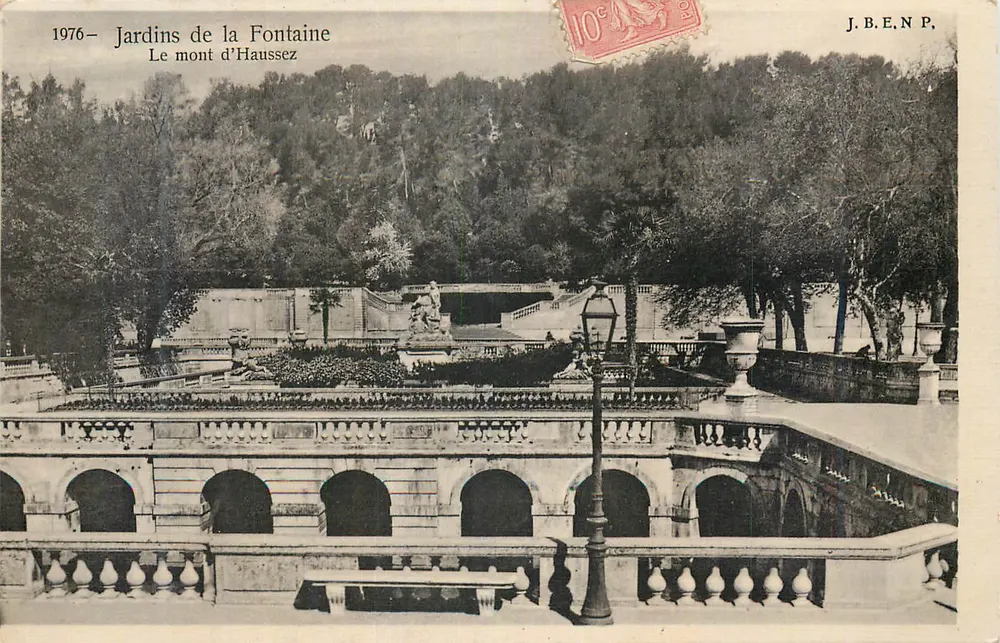 Jardins de la Fontaine — Le mont d'Haussez — J.B.E.N.P. - Recto