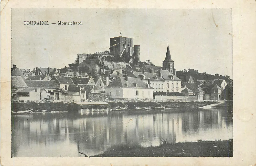 Montrichard — Touraine — uitzicht op het kasteel en de kerk op de Loire - Voorkant