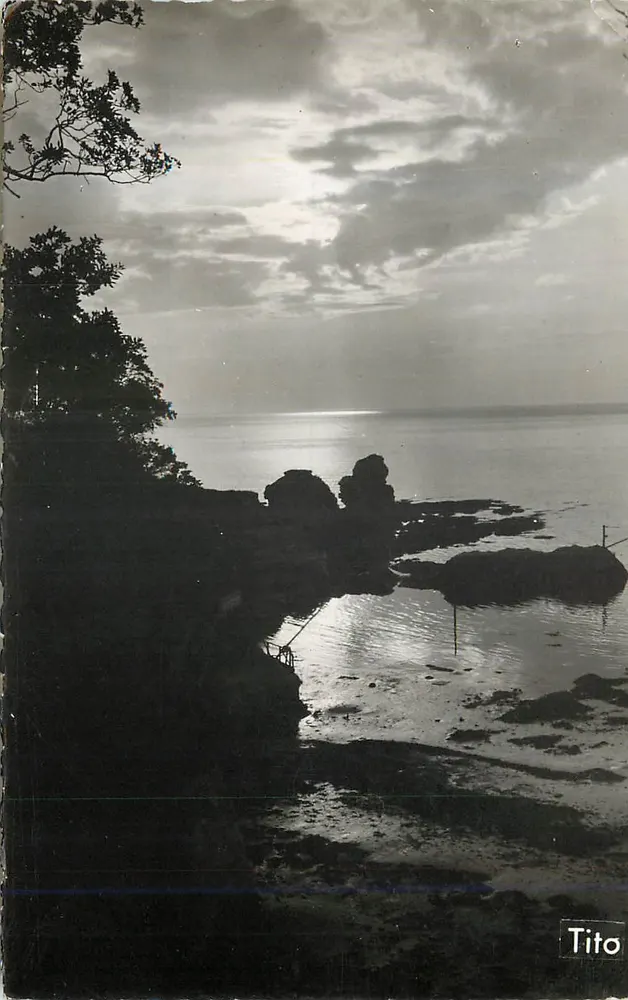 Sonnenuntergang an der Küste — Tito - Vorderseite
