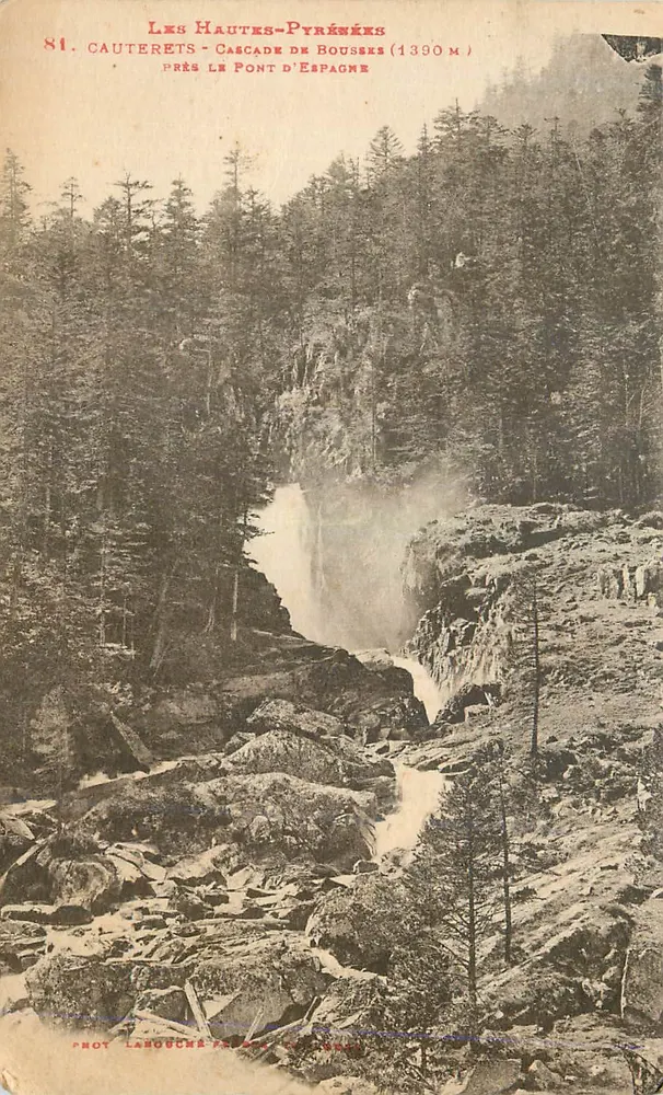 Les Hautes-Pyrénées — Bouskes-Wasserfall (1390 m) nahe dem Pont d'Espagne — Fot. Lahouche - Vorderseite