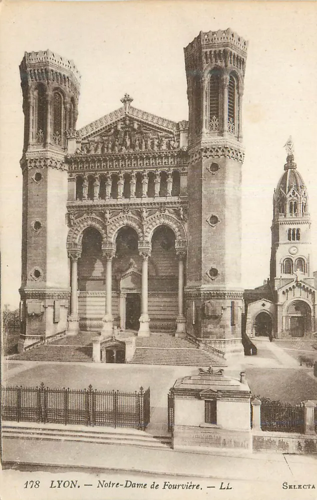LYON — Notre-Dame de Fourvière — SELECTA - Frente